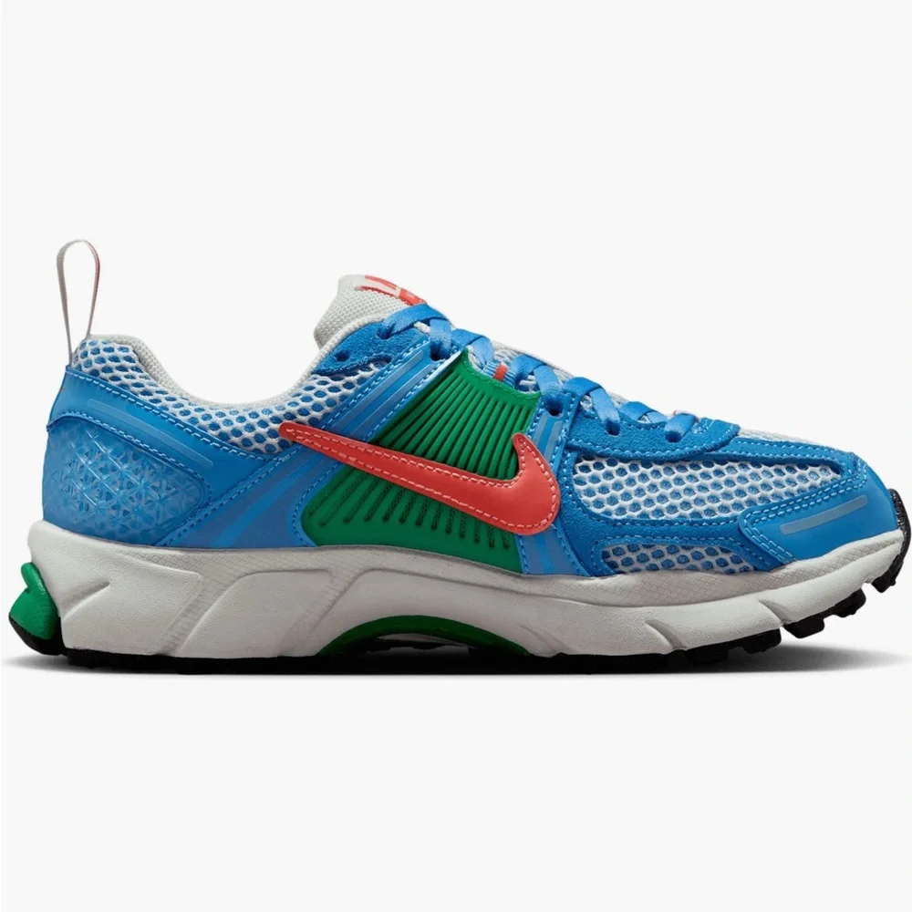 NIKE - Vomero 5 BG, Size: 8.5 Women’s / 7 Youth